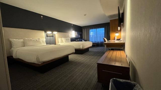 Courtyard By Marriott Kingston Ξενοδοχείο Εξωτερικό φωτογραφία