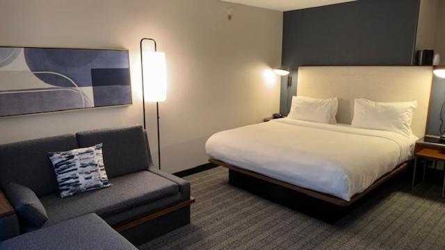 Courtyard By Marriott Kingston Ξενοδοχείο Εξωτερικό φωτογραφία