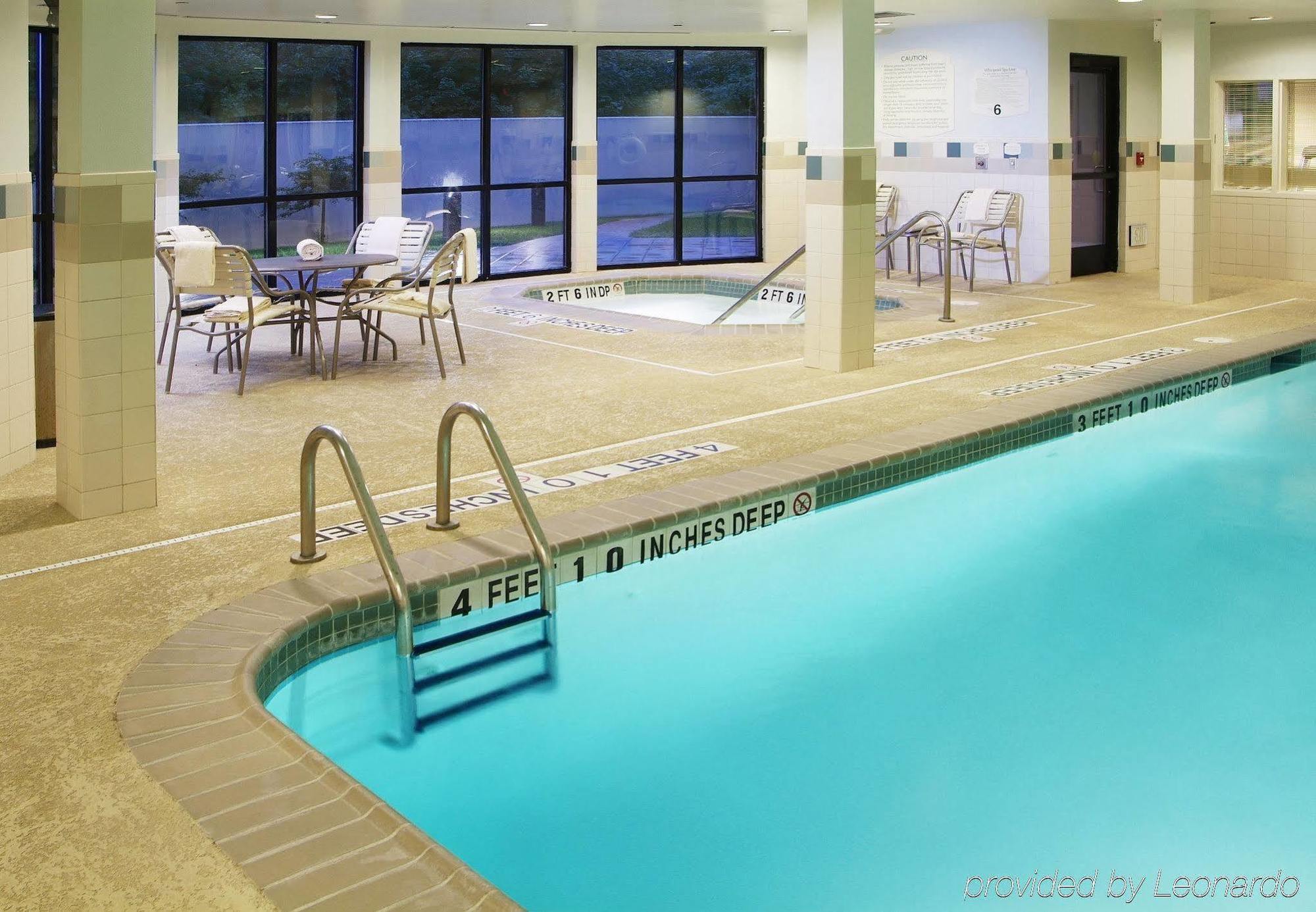 Courtyard By Marriott Kingston Ξενοδοχείο Ανέσεις φωτογραφία