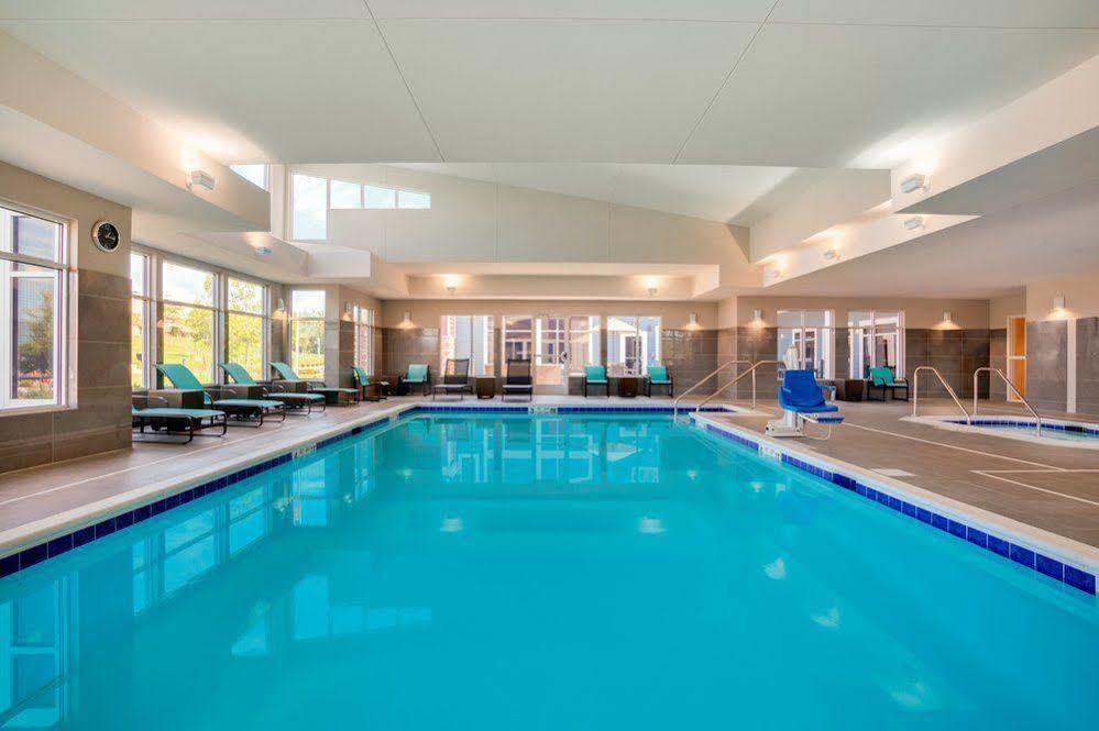Courtyard By Marriott Kingston Ξενοδοχείο Εξωτερικό φωτογραφία